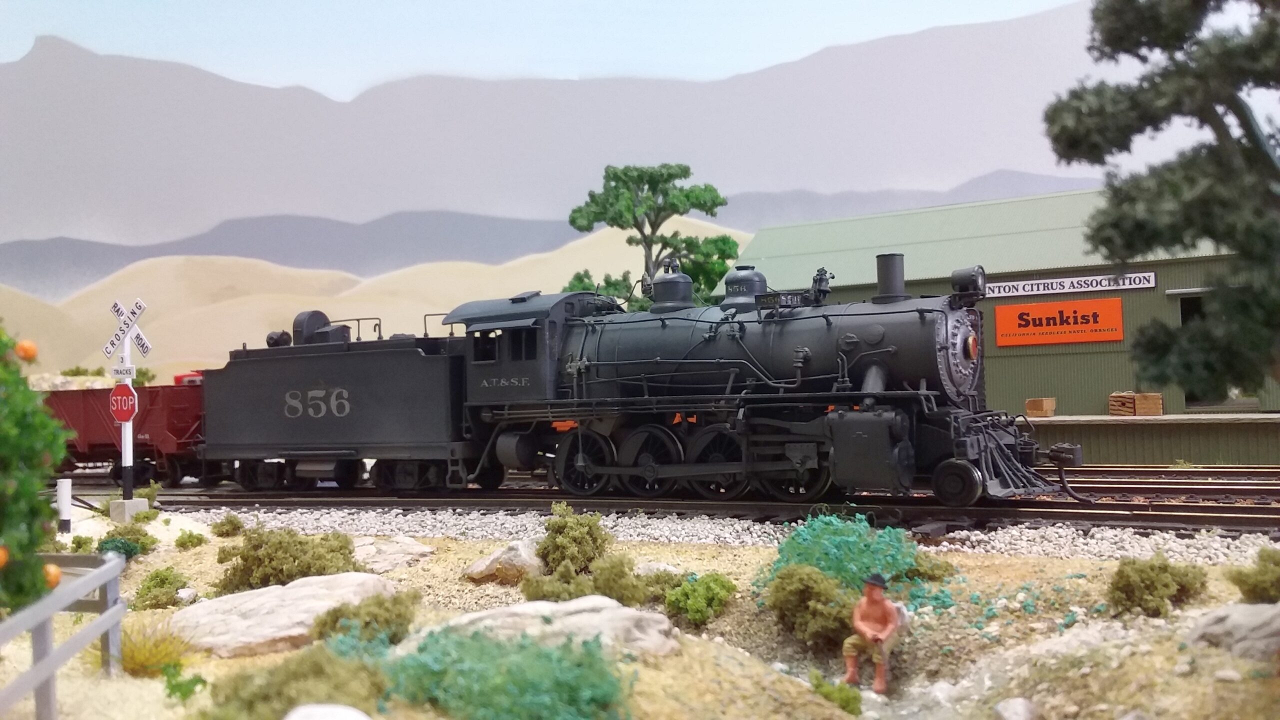 ATSF 825 class 2-8-0 at Spence’s Creek|Santa Fe Railway, Los Angeles Division