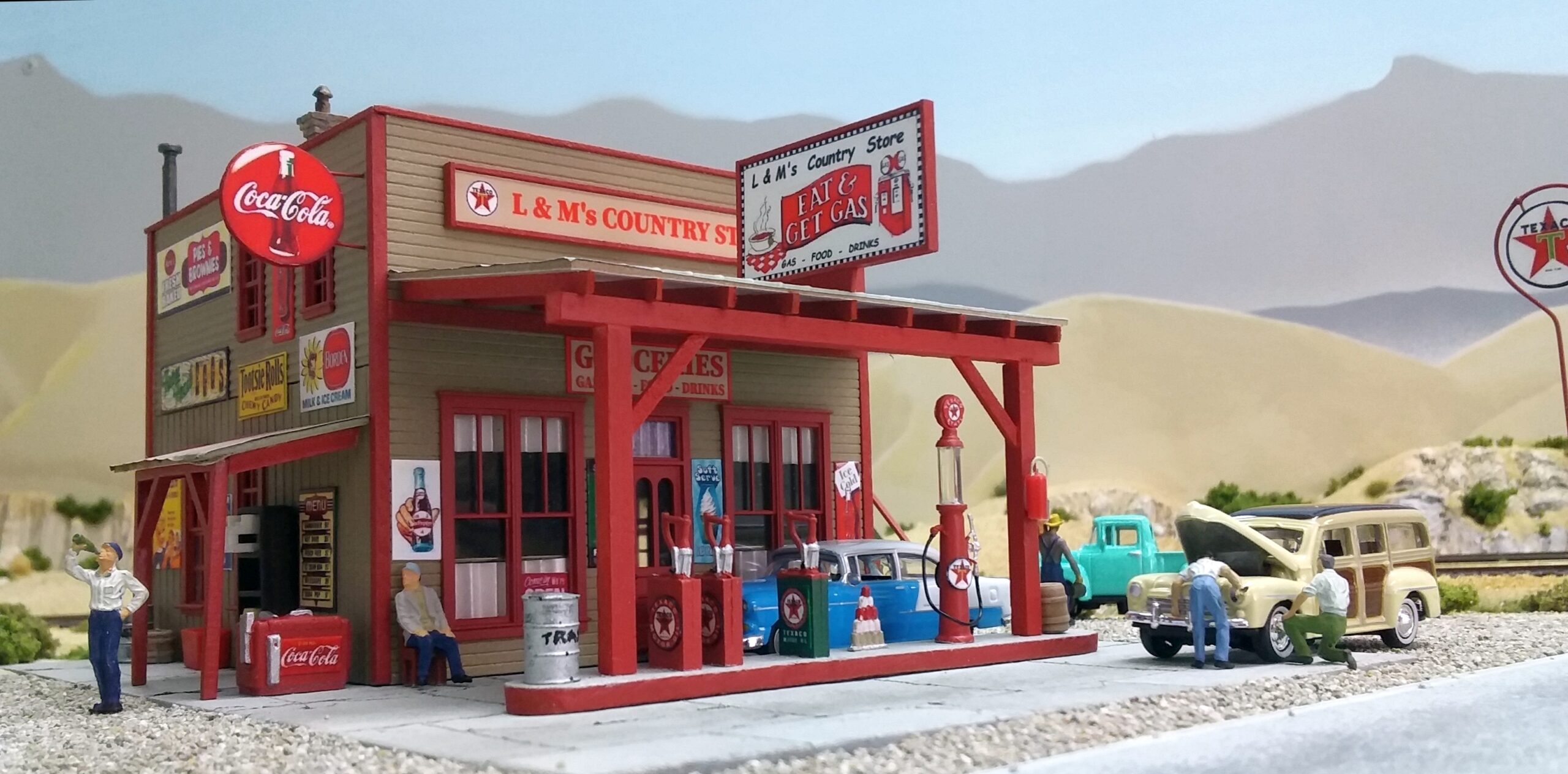 L & M’s Country Store 1|Santa Fe Railway, Los Angeles Division