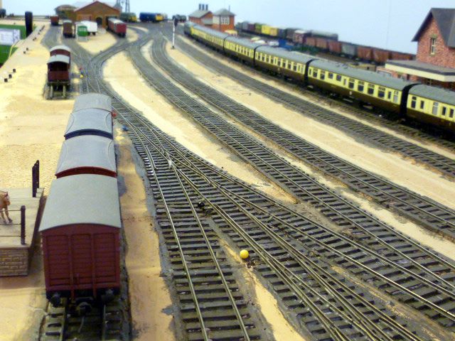 p1000506|Ron Solly’s New OO scale – GWR Layout with DCC