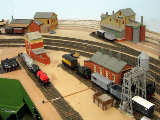 Image Name|Ron Solly’s New OO scale – GWR Layout with DCC